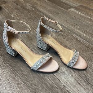 Betsey Johnson SB Mari Champagne Heels